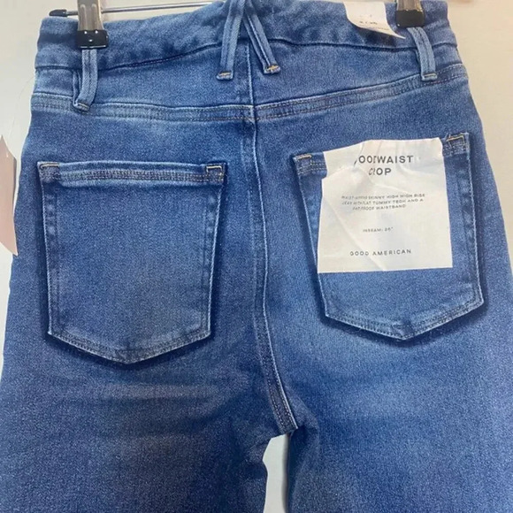 NWT Good American Good Waist Ripped Crop Skinny Jeans Medium Wash Blue Size 2/26 - Picture 8 of 10